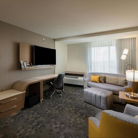 Courtyard By Marriott Расселлвилл Экстерьер фото