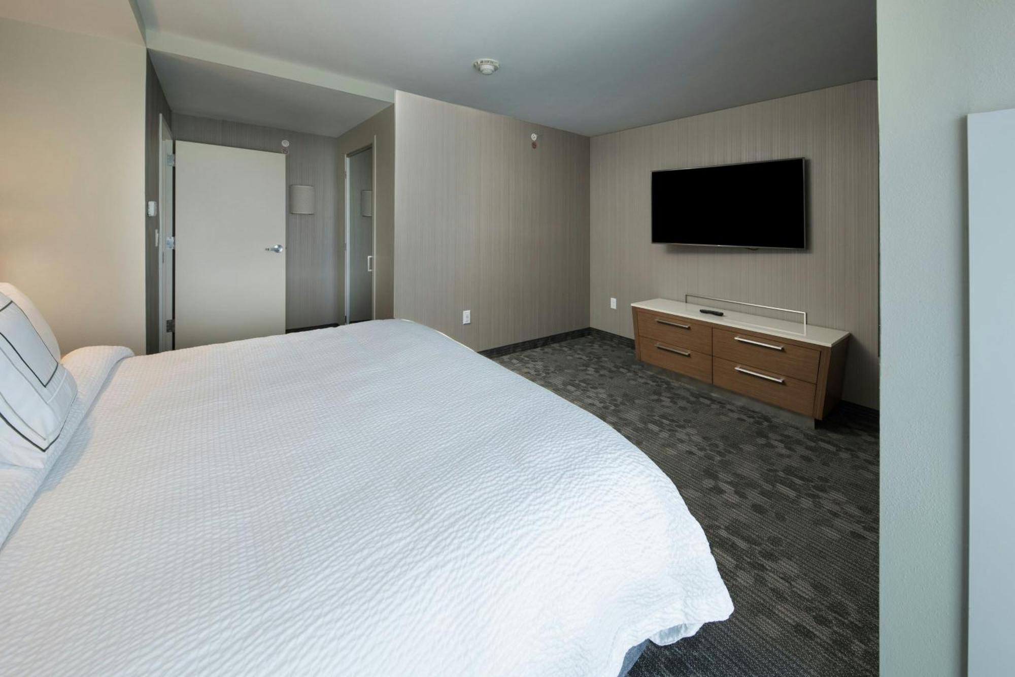 Courtyard By Marriott Расселлвилл Экстерьер фото