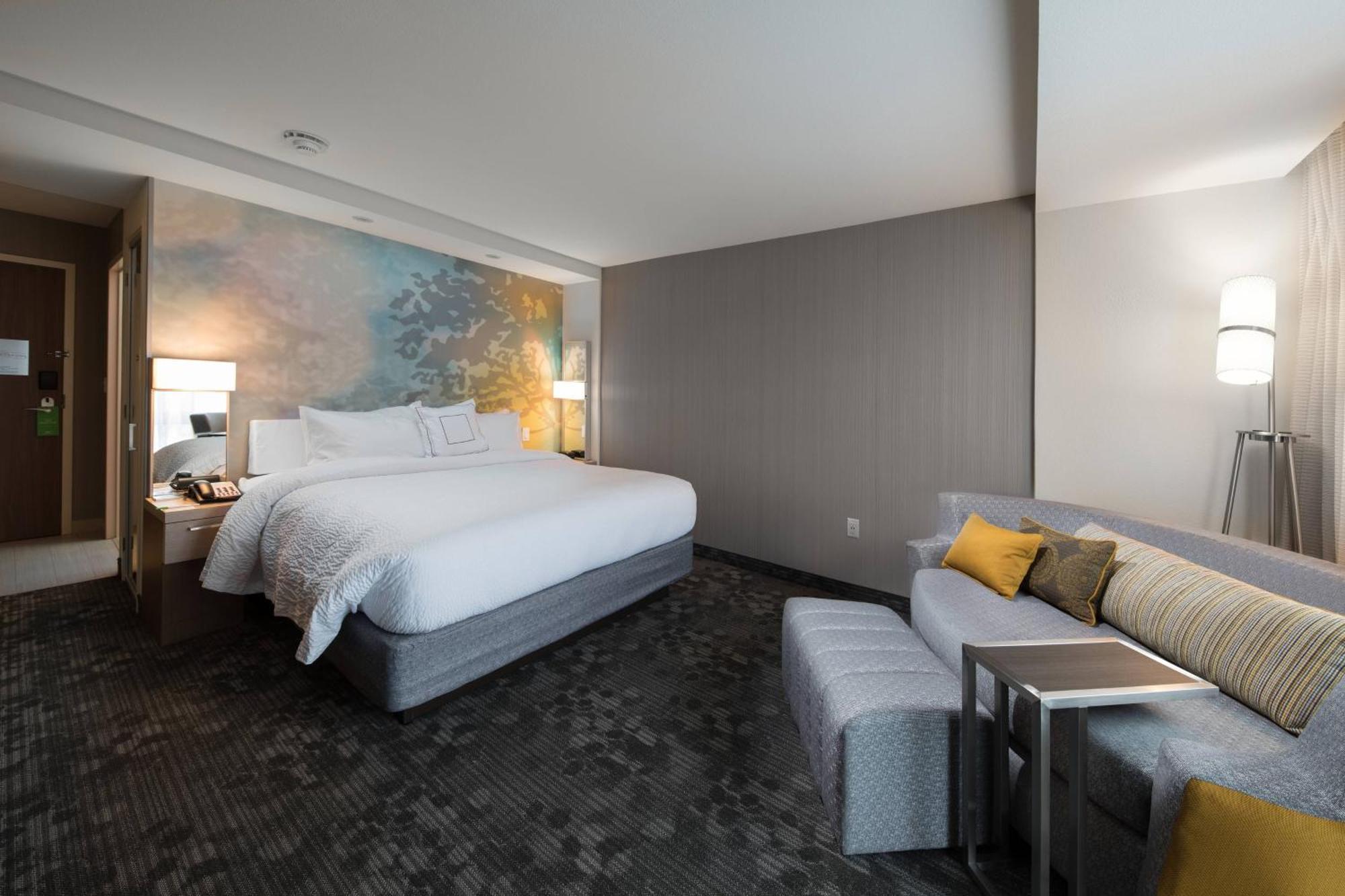 Courtyard By Marriott Расселлвилл Экстерьер фото
